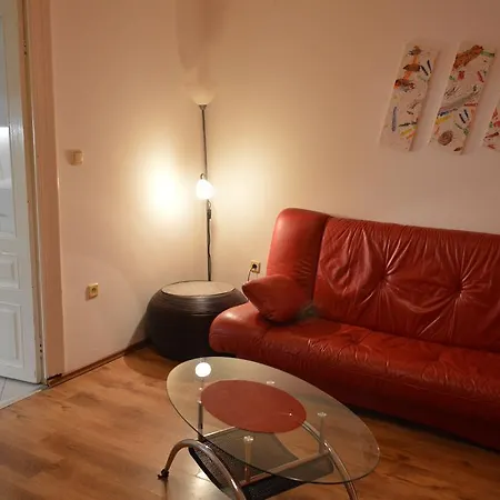 Flora Apartment Pula